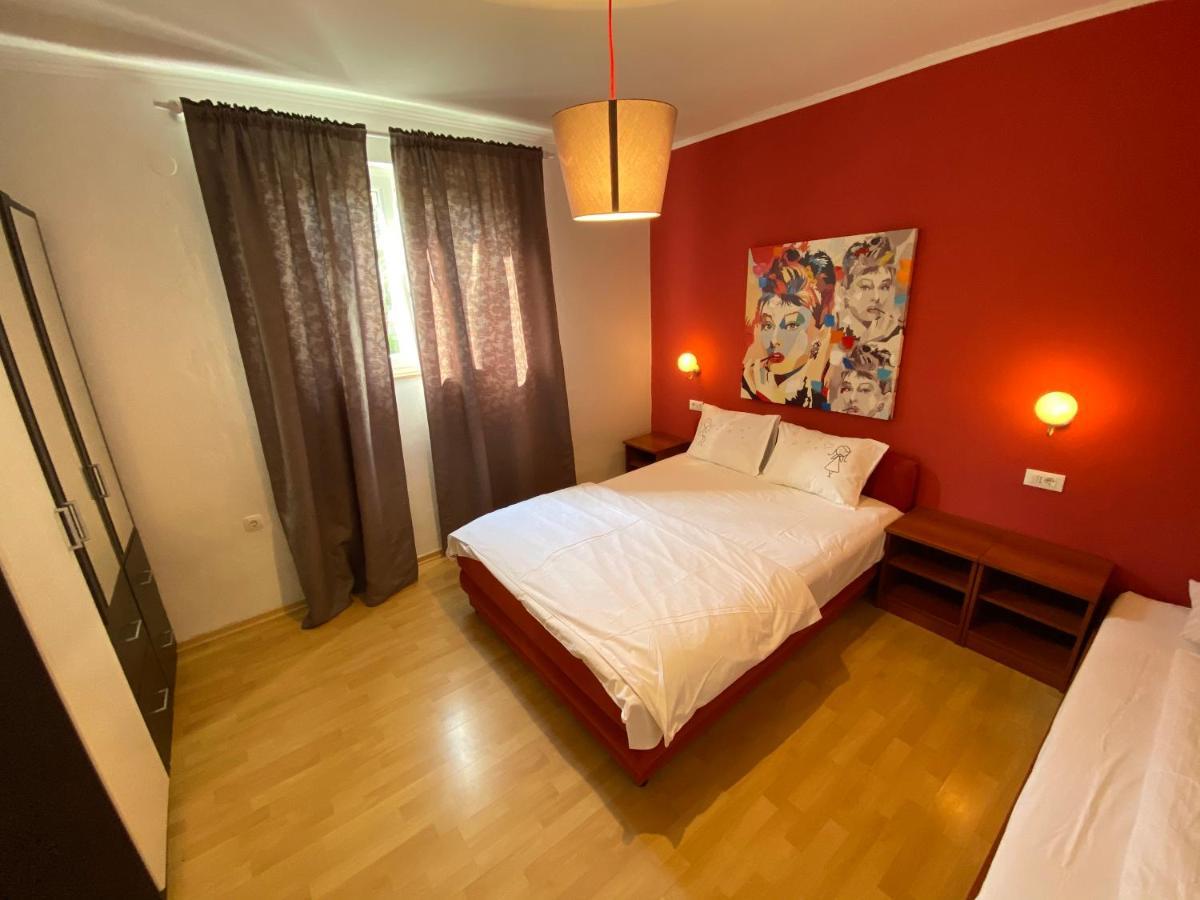 Apartmani Lu Biograd Na Moru Exterior foto