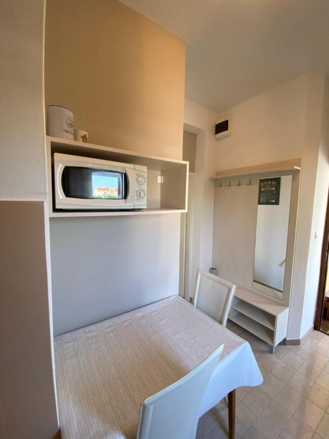 Apartmani Lu Biograd Na Moru Exterior foto